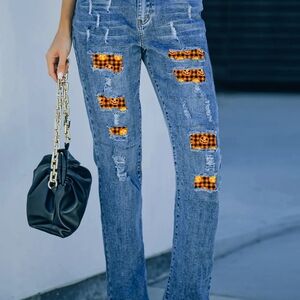 Distressed Pumpkin Pattern Jeans with Pockets